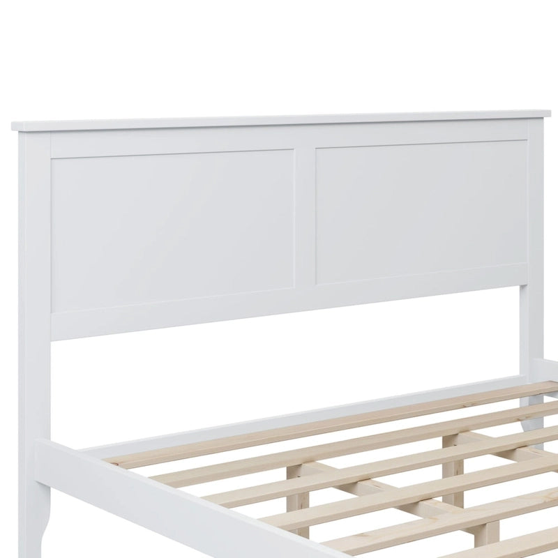 Letto a piattaforma in legno massello con testiera