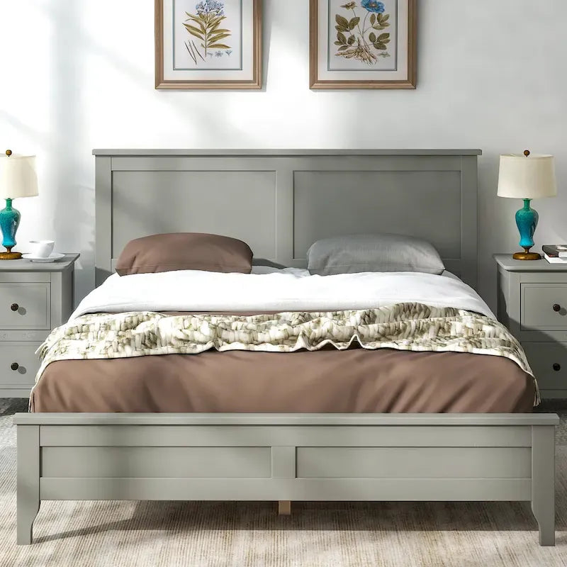 Letto a piattaforma in legno massello con testiera