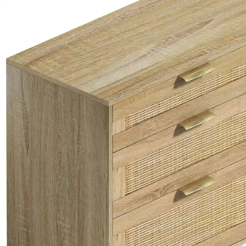 Comò a 6 cassetti con frontali in rattan, maniglie in metallo e gambe in legno