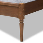 Letto a piattaforma in legno e rattan sintetico in stile Mid-Century Modern - Noce