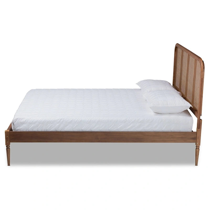 Letto a piattaforma in legno e rattan sintetico in stile Mid-Century Modern - Noce