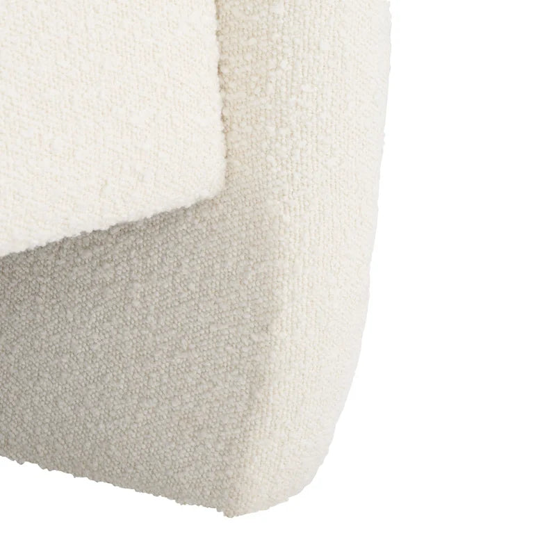 Poltrona Bouclé - 83,8 cm L x 85 cm P x 86,3 cm H
