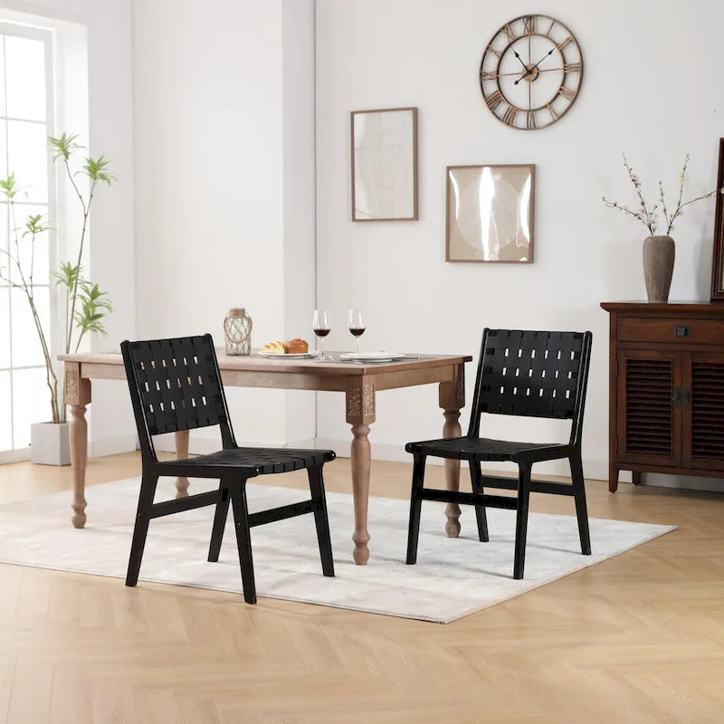 Sedia da pranzo intrecciata con gambe in legno massello